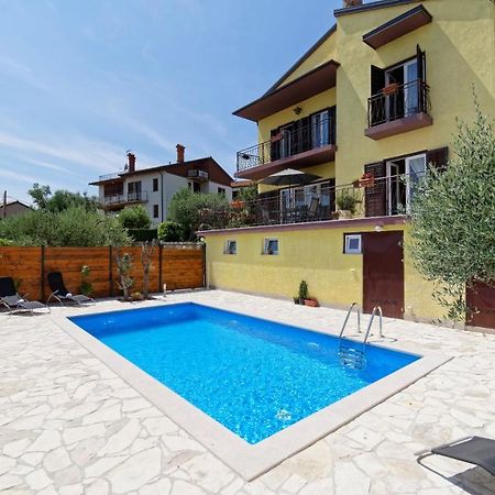 Holiday Home Vlady By Rent Istria Buje Exterior photo