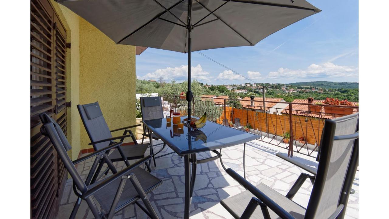 Holiday Home Vlady By Rent Istria Buje Exterior photo